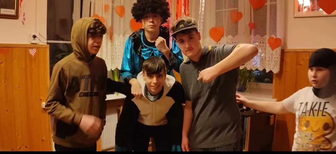 Bal karnawałowo – walentynkowy