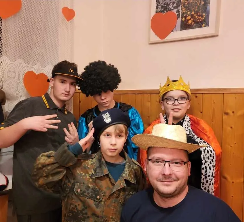 Bal karnawałowo – walentynkowy