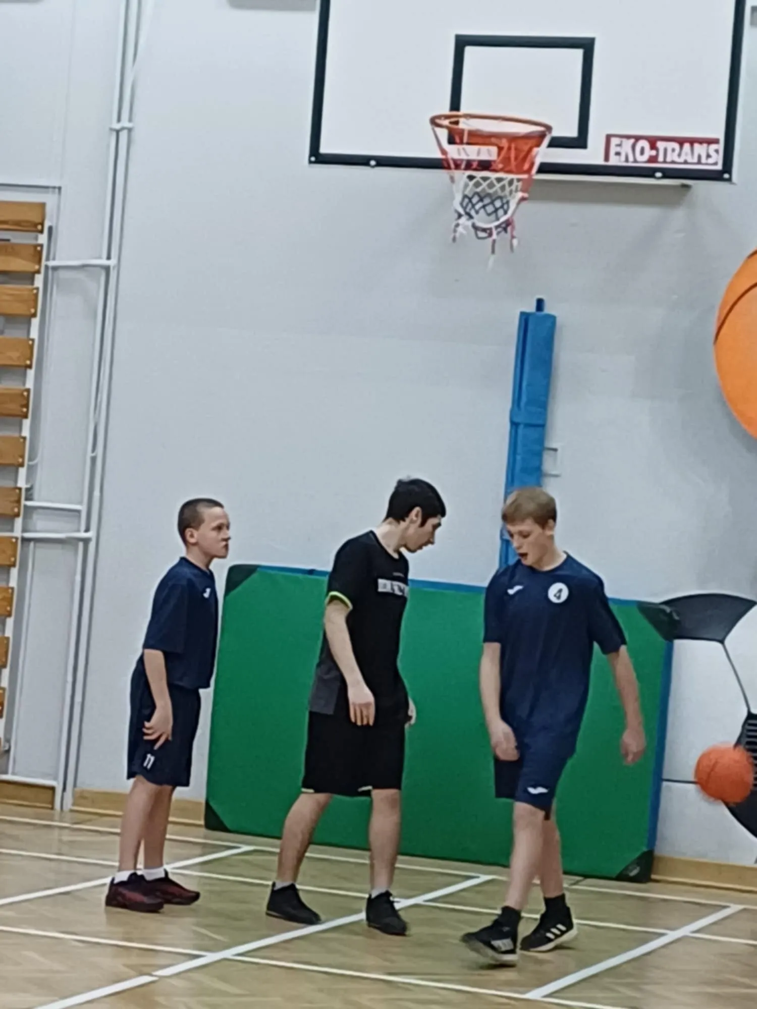 Mikołajkowy Turniej Dwójek Koszykarskich