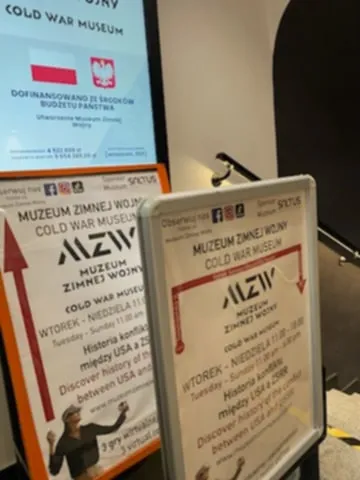 Projekt na tropie Zimnej Wojny