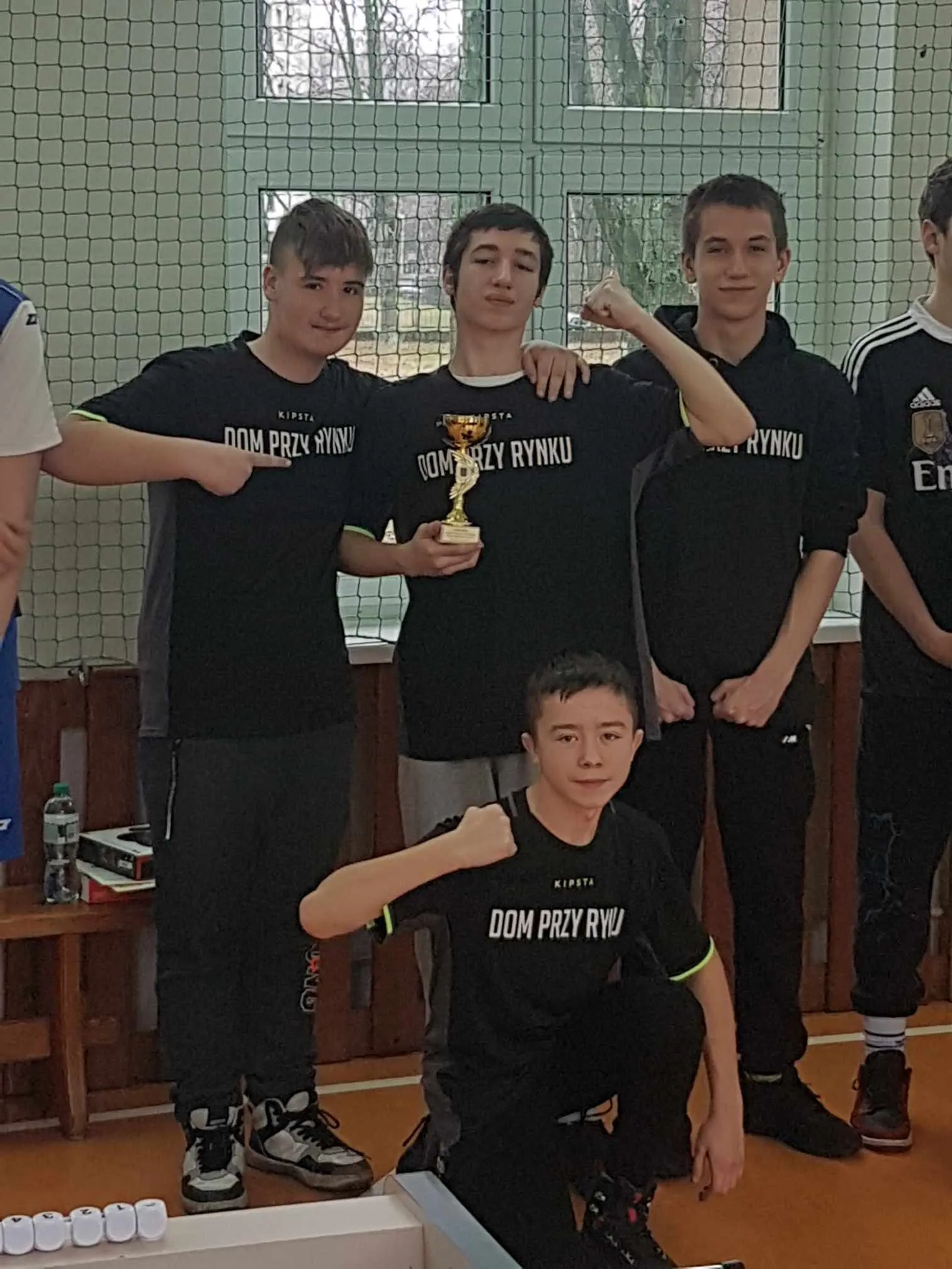 Turniej tenisa stołowego