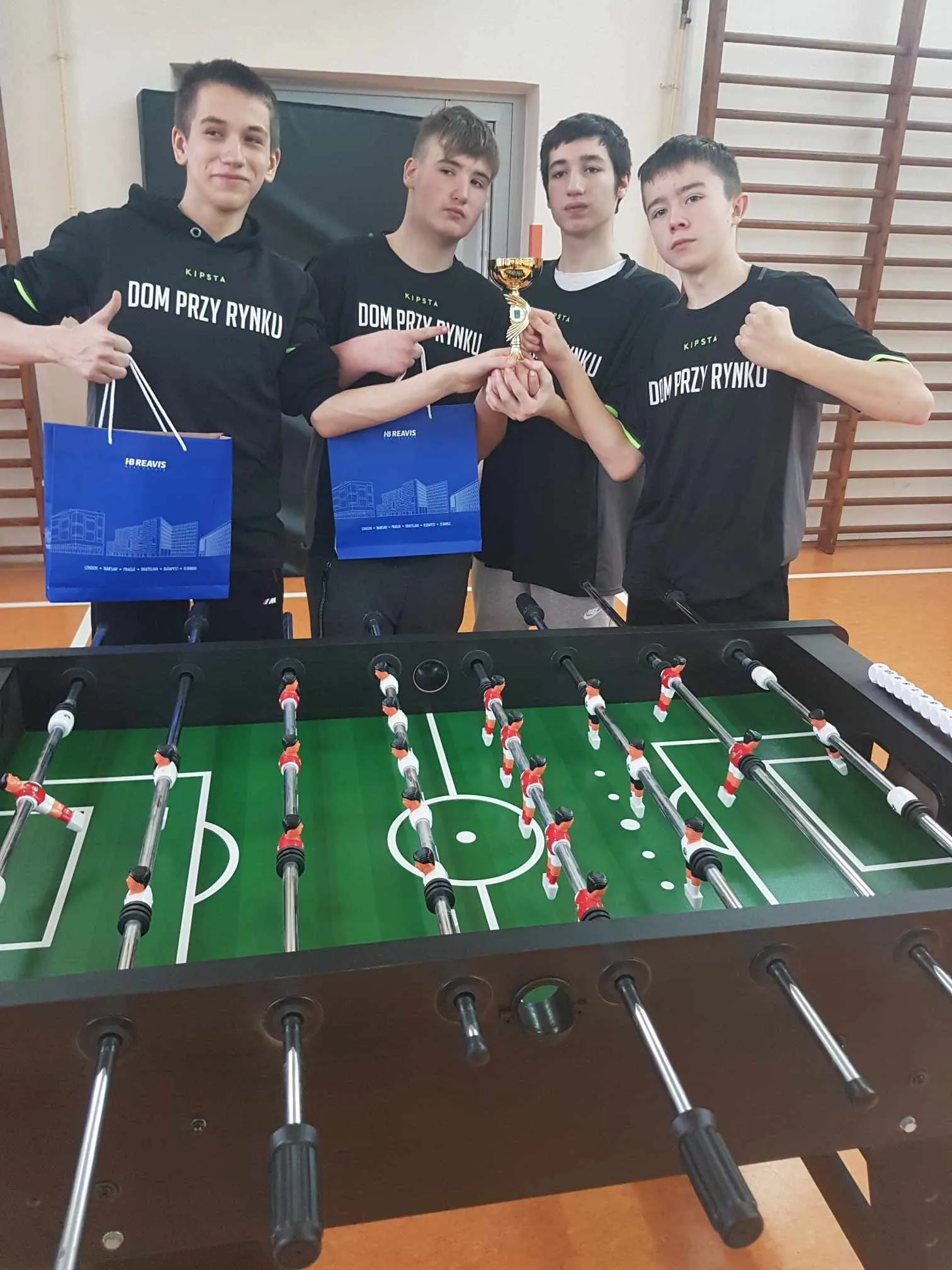 Turniej tenisa stołowego